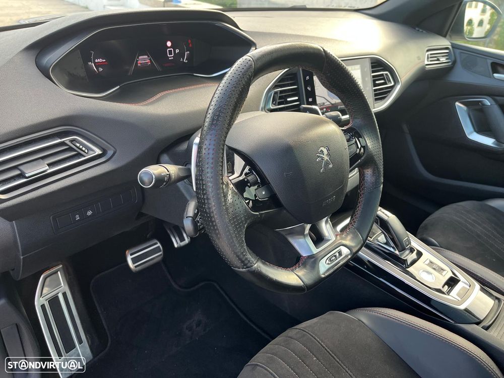 Peugeot 308 SW BlueHDi 130 EAT8 Stop & Start GT Pack - 27