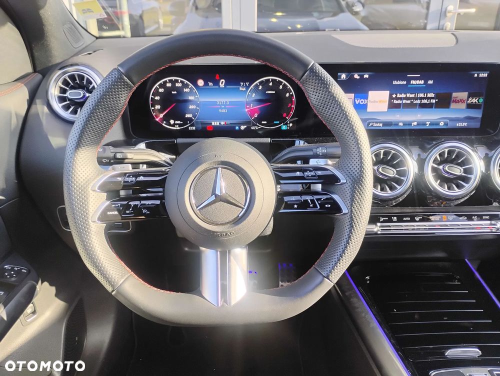 Mercedes-Benz GLA 200 AMG Line - 19