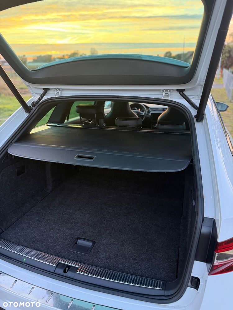 Skoda Superb 2.0 TDI 4x4 DSG Sportline - 19