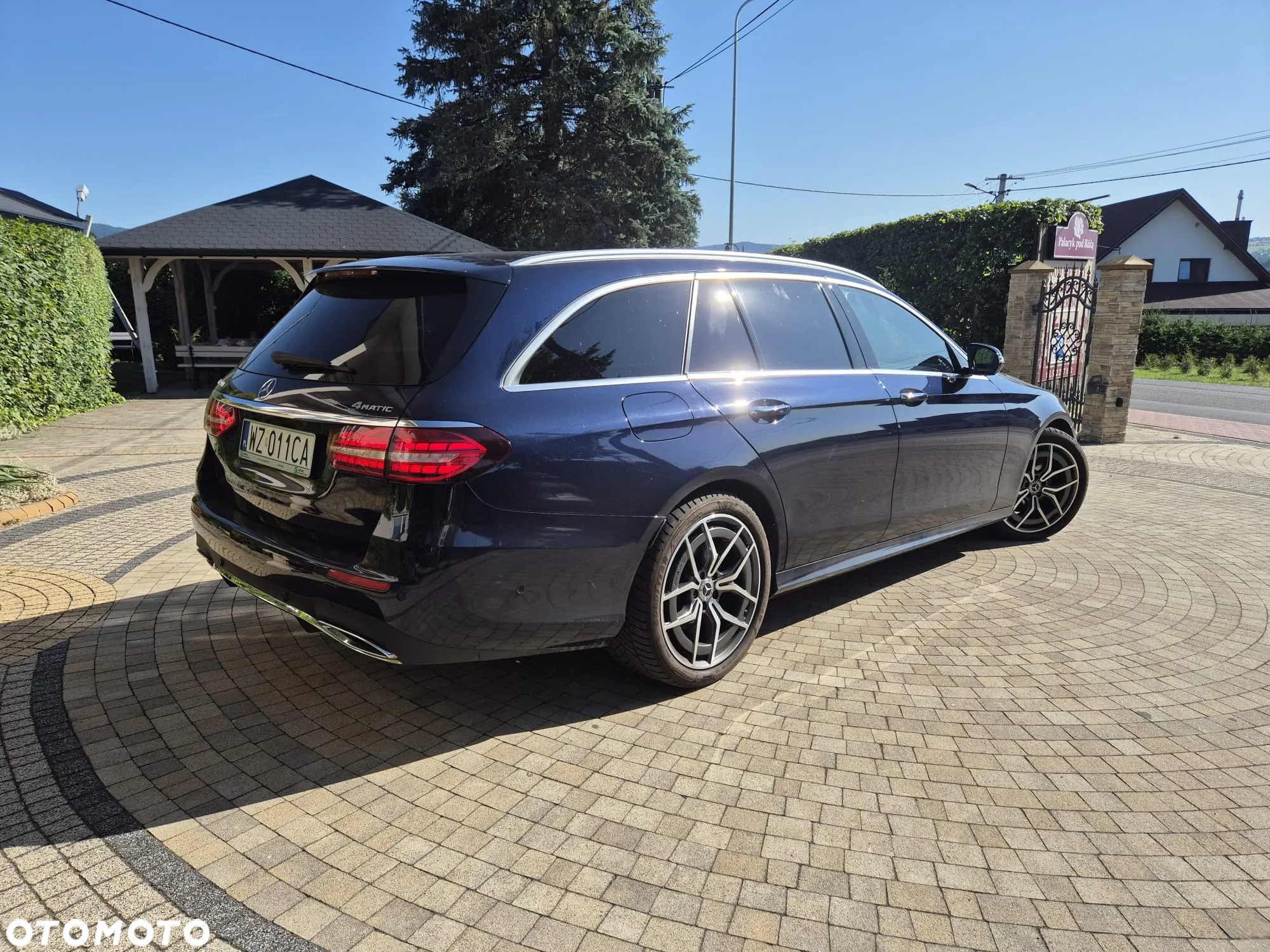 Mercedes-Benz Klasa E 220 d 4-Matic AMG - 5