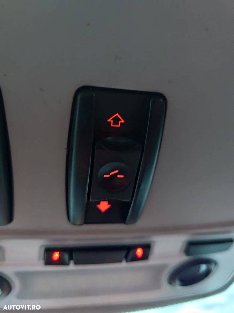 BMW Seria 3 320d DPF Aut. - 2