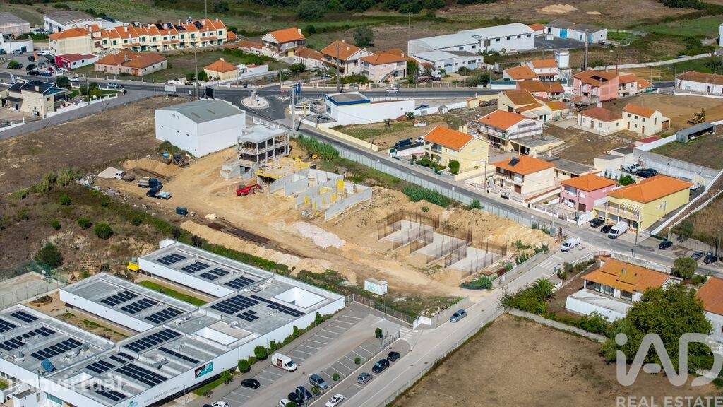 Casa / Villa T3 em Igreja Nova e Cheleiros de 256,00 m2 - Grande imagem: 5/24