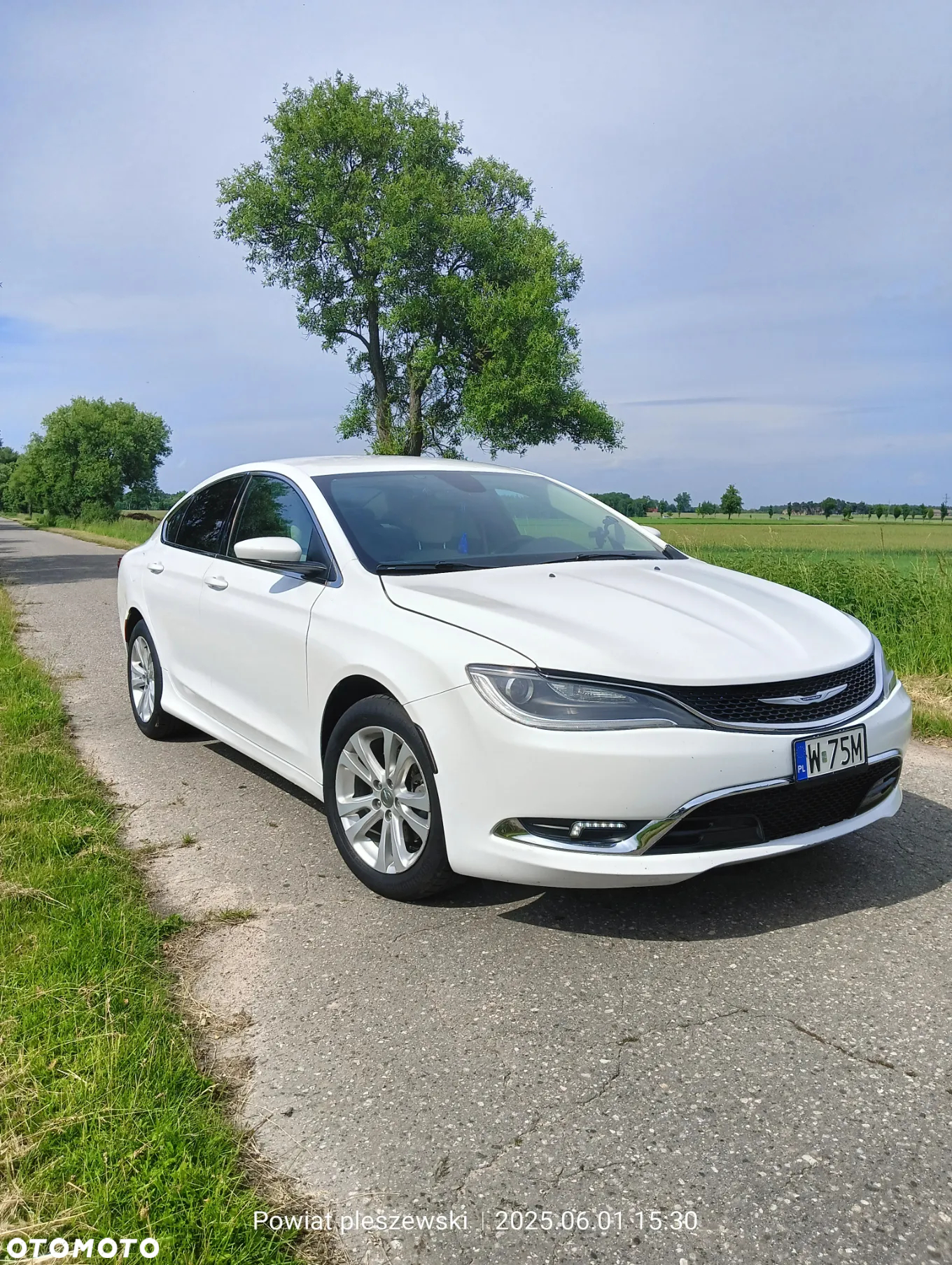 Chrysler 200 - 4