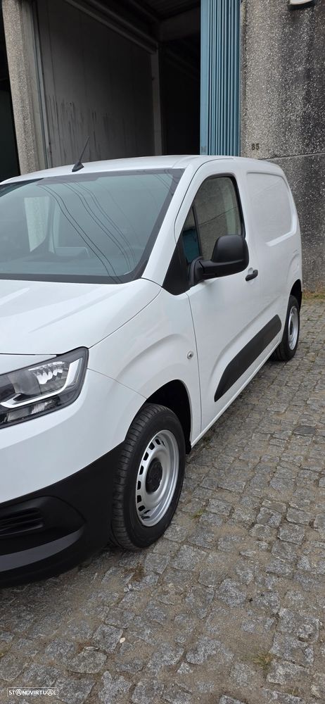 Toyota Proace City Verso 1.5D L1 Exclusive - 4