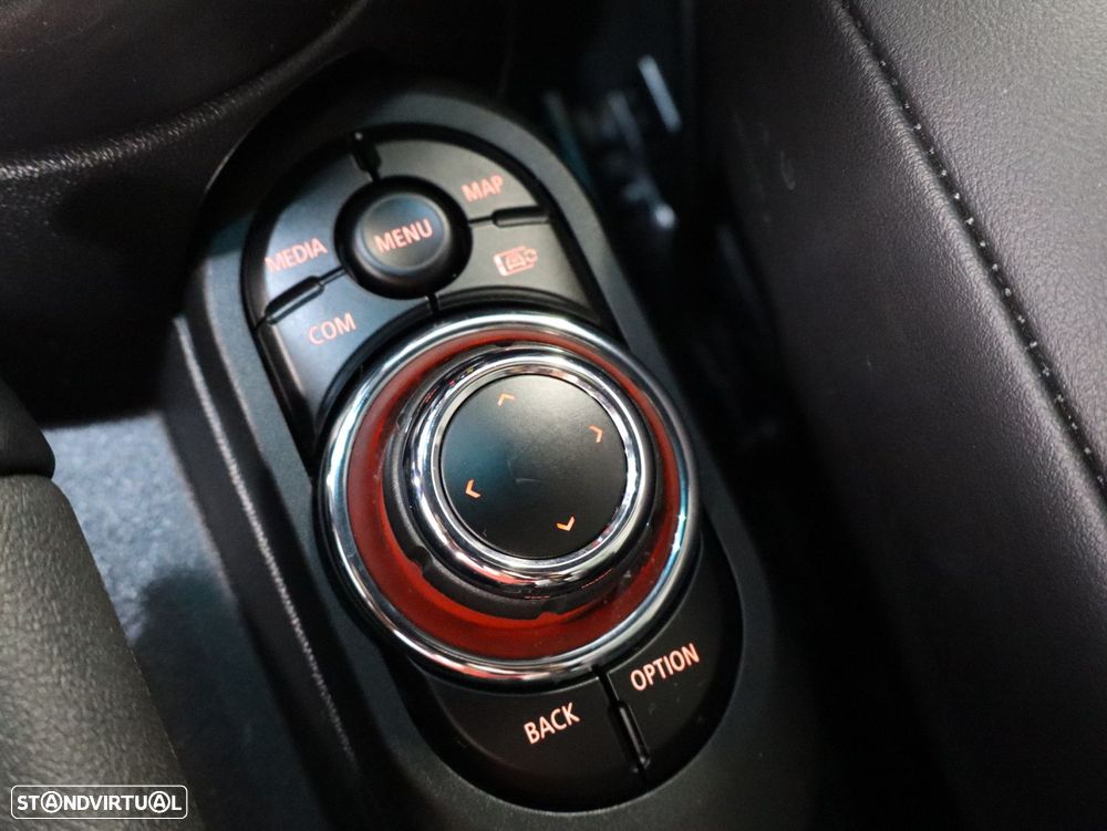 MINI Cabrio Cooper Auto - 31