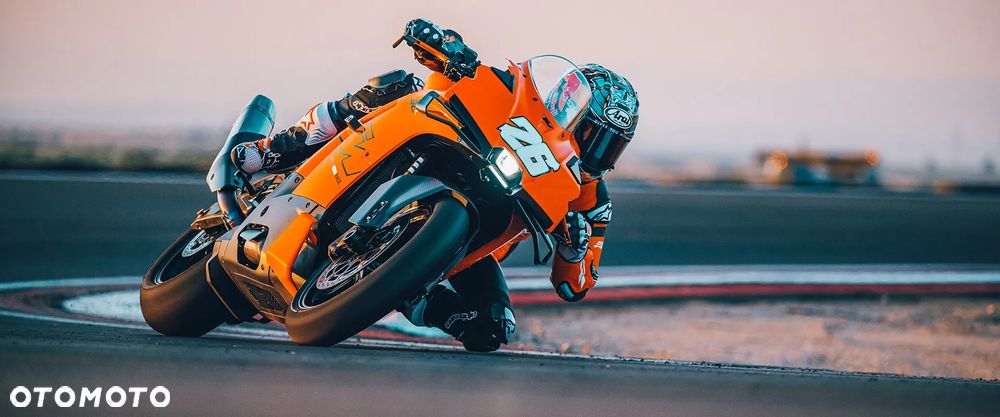 KTM RC 8 - 15