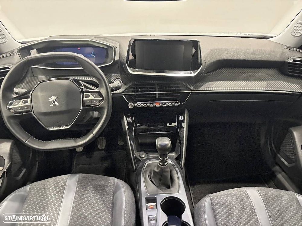 Peugeot 2008 1.2 PureTech Allure - 8