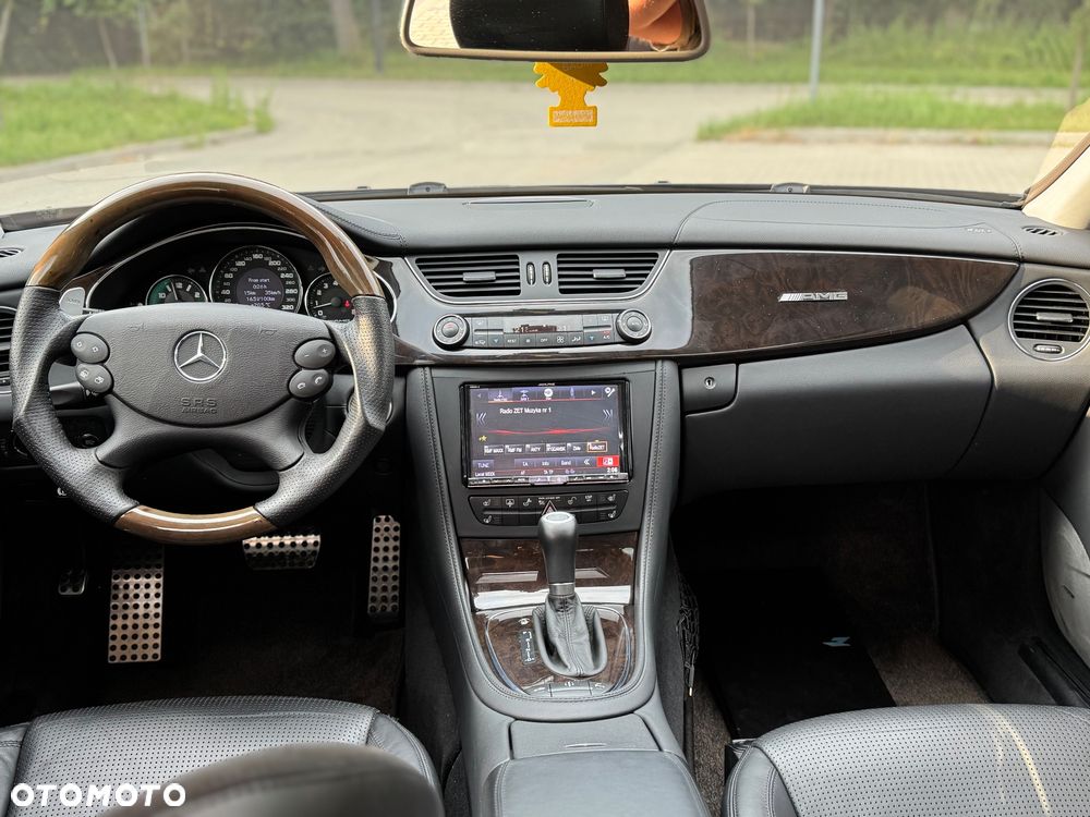Mercedes-Benz CLS - 12