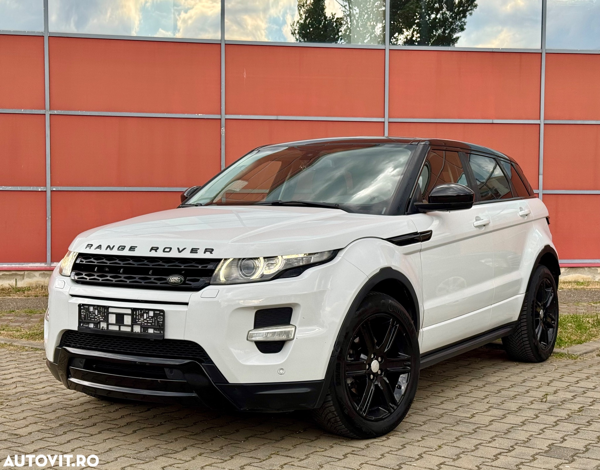 Land Rover Range Rover Evoque - 24