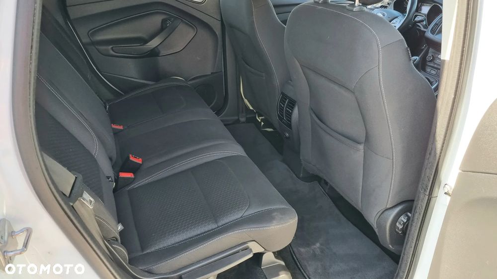 Ford Kuga 2.0 TDCi 2x4 Cool & Connect - 13