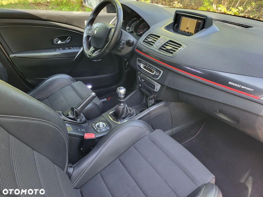 Renault Megane GT 220 - 15