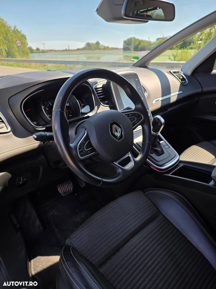 Renault Scenic - 13