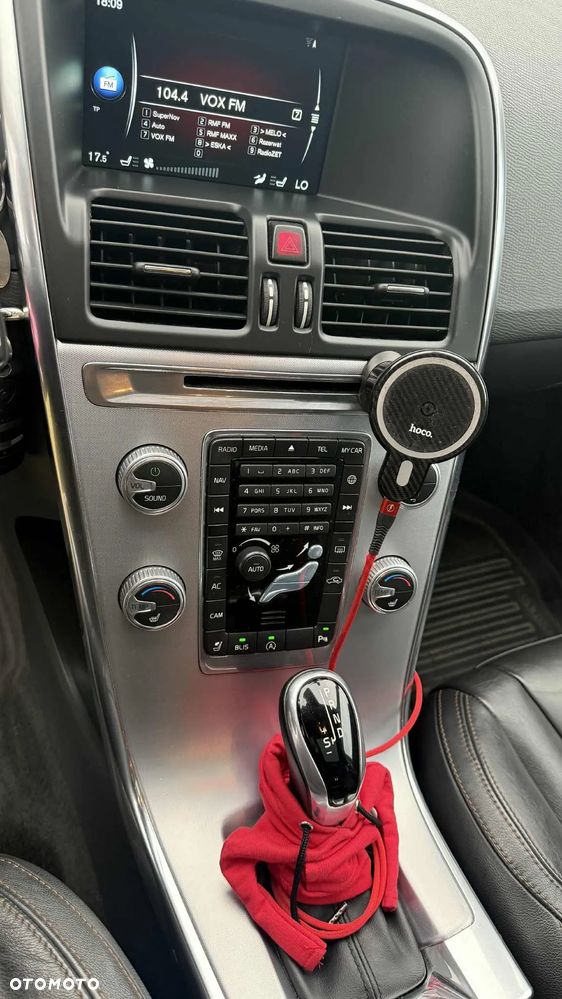 Volvo XC 60 T5 AWD Drive-E Momentum - 10