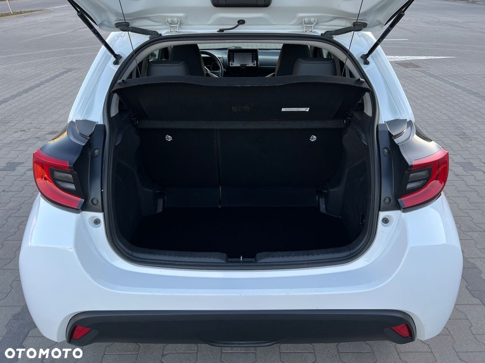 Toyota Yaris - 17
