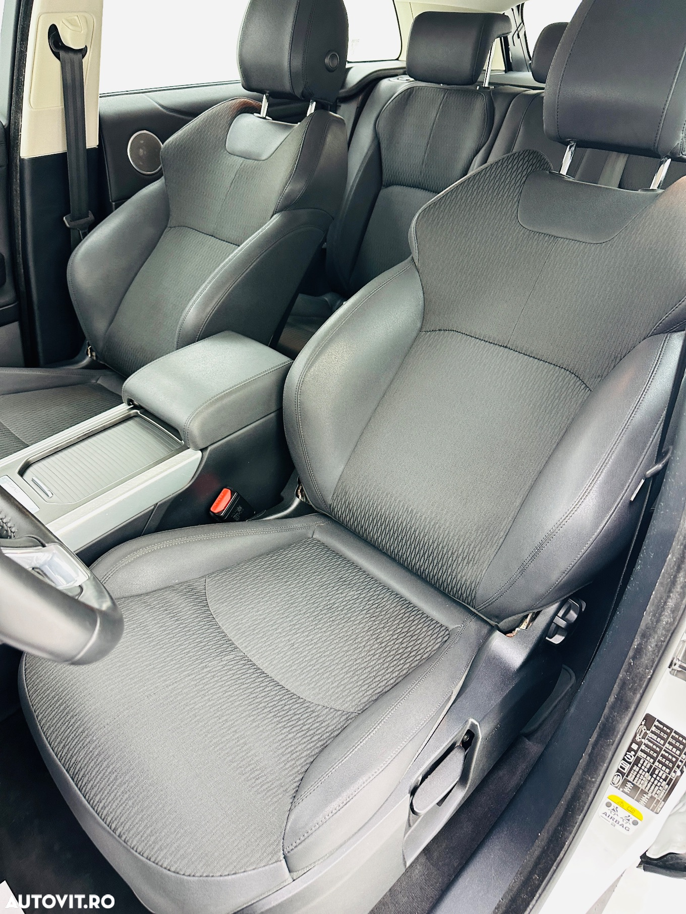 Land Rover Range Rover Evoque 2.0 l eD4 SE Plus - 17