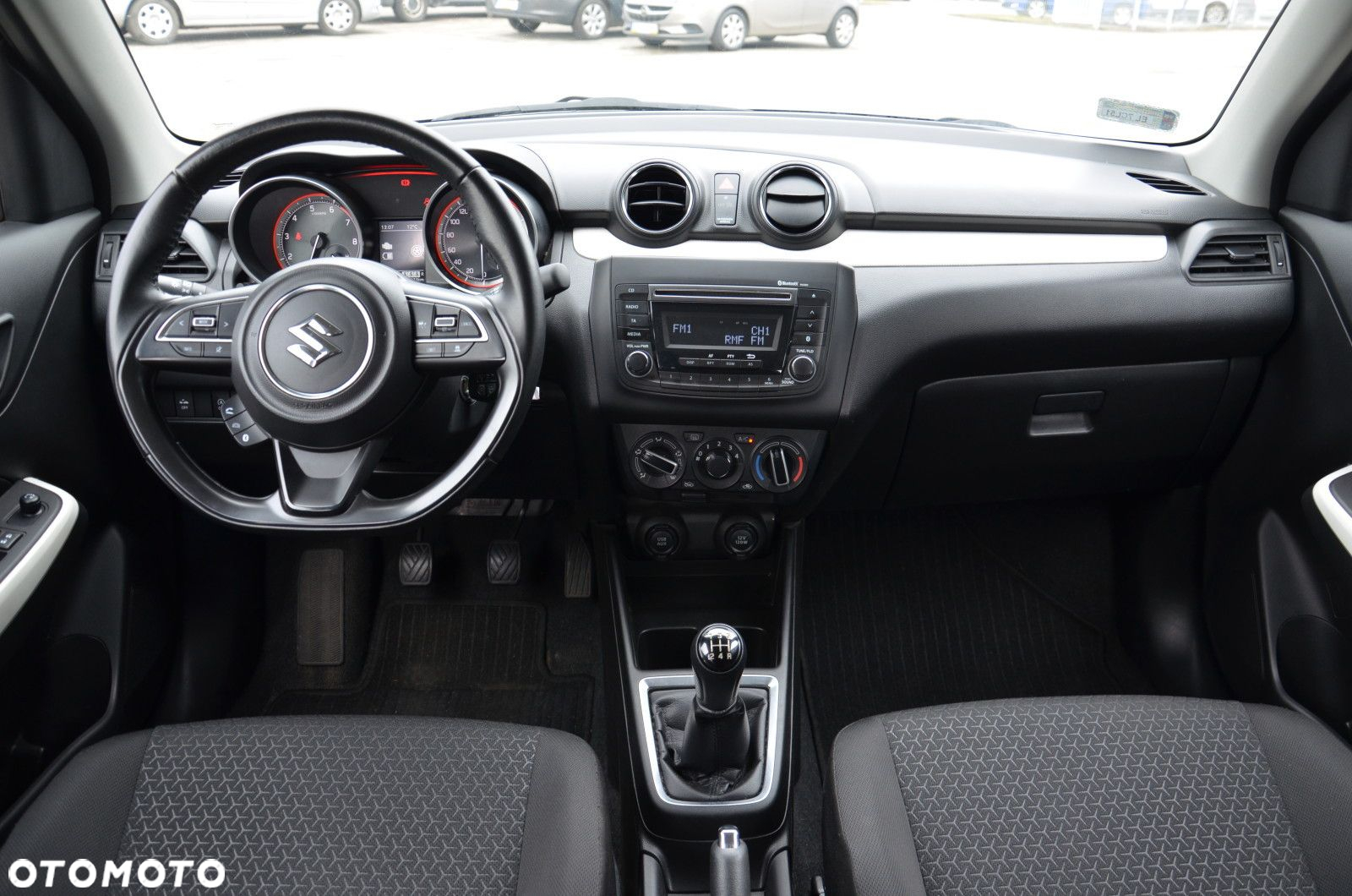 Suzuki Swift - 10