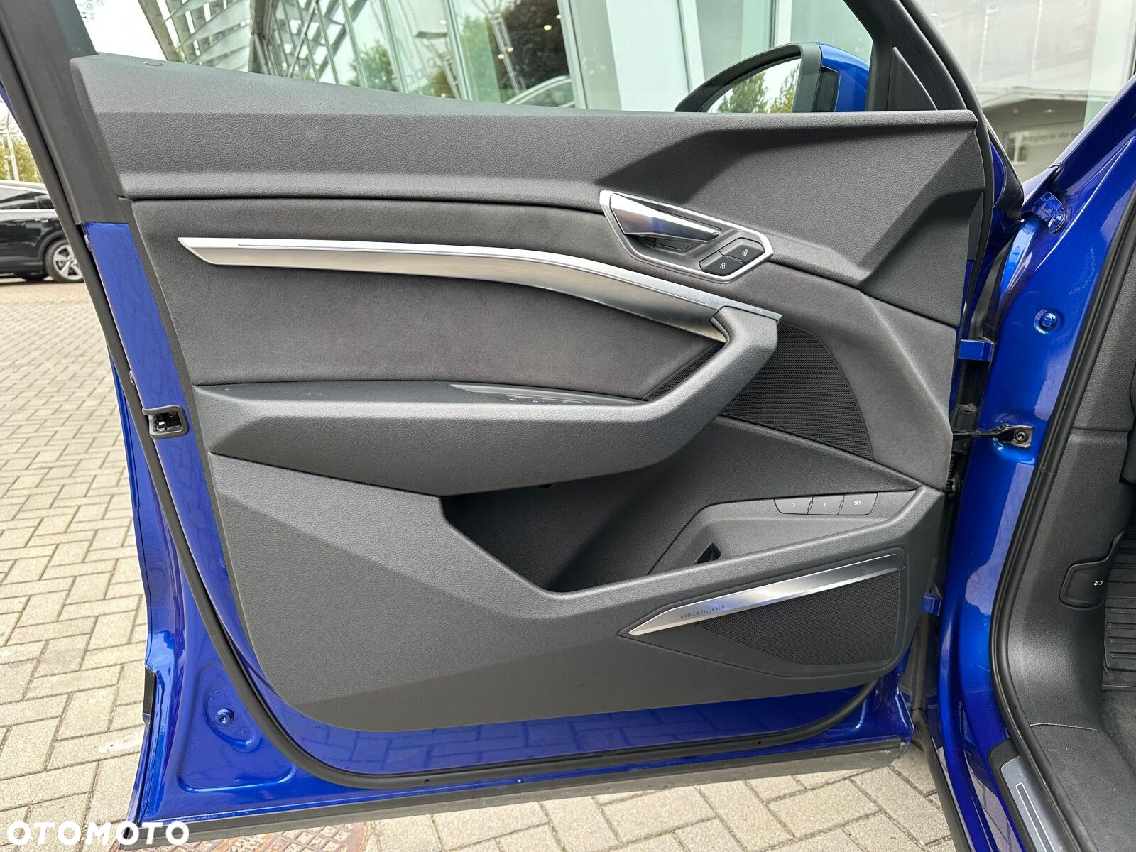 Audi e-tron 55 Quattro S Line - 11
