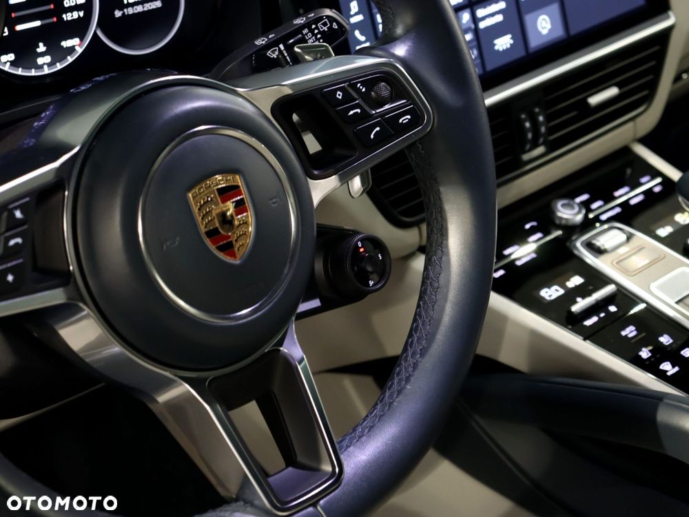 Porsche Cayenne S - 21