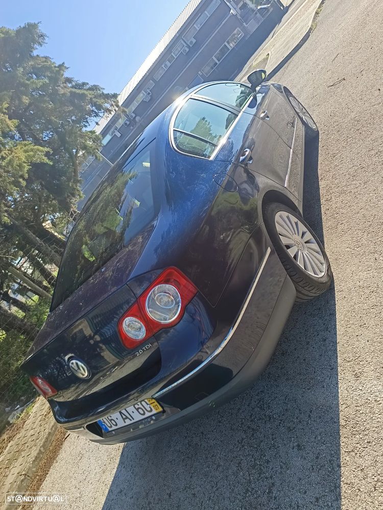 VW Passat 2.0 TDI Highline - 3