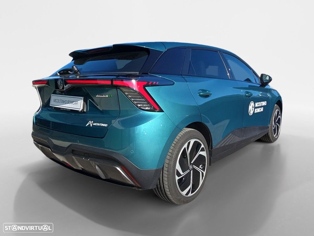 MG MG4 64 kWh Luxury - 5