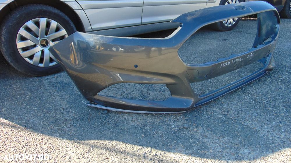 Bara fata Ford Mondeo MK5 cu gauri pentru senzori parcare an 2016 cu defect - 3