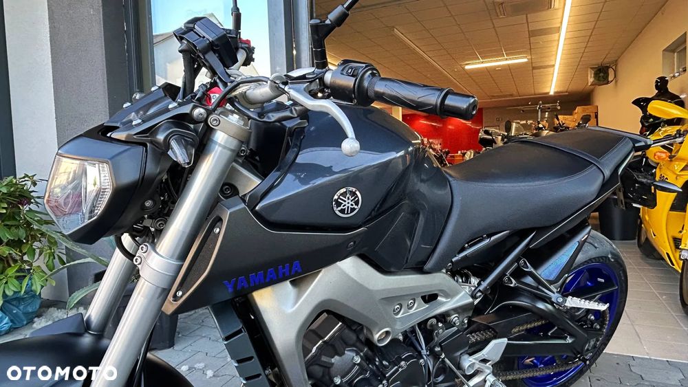 Yamaha MT - 18