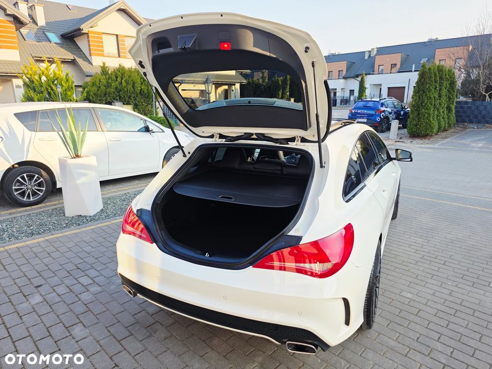 Mercedes-Benz CLA 180 d AMG Line - 10