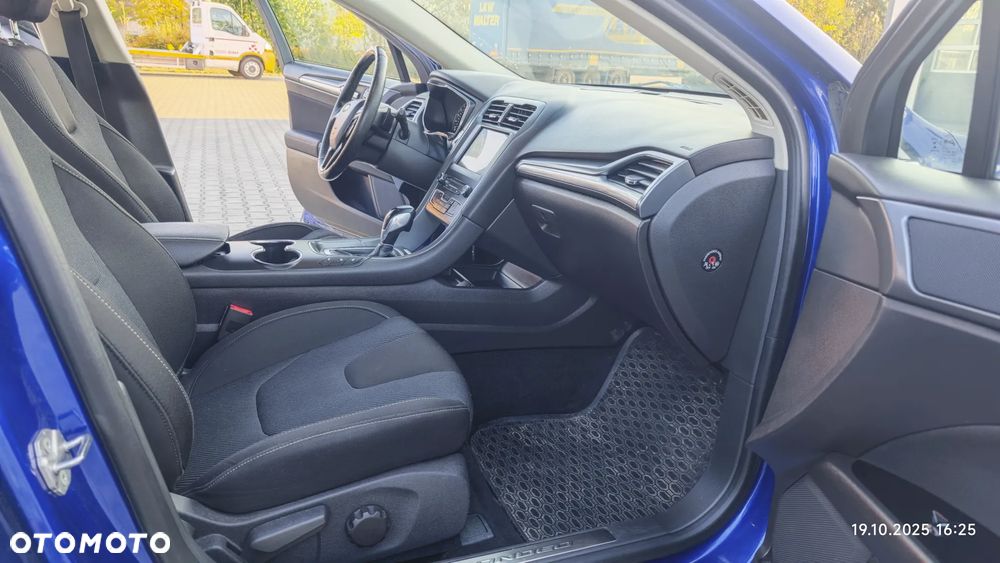 Ford Mondeo 2.0 TDCi Titanium PowerShift - 17