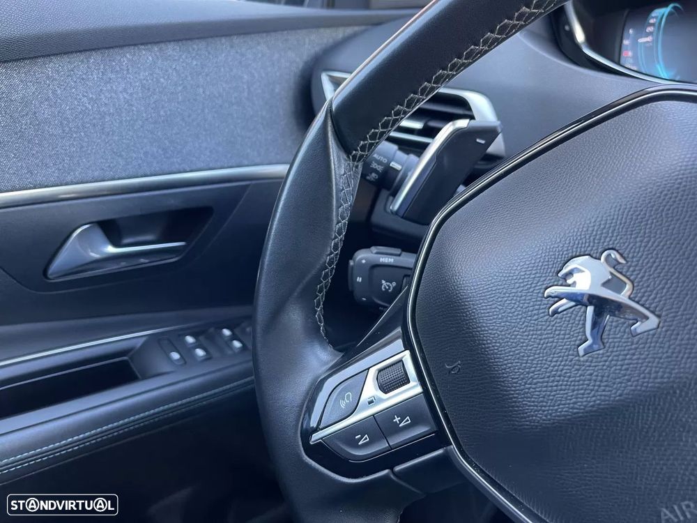 Peugeot 3008 1.6 Hybrid Allure Pack e-EAT8 - 25