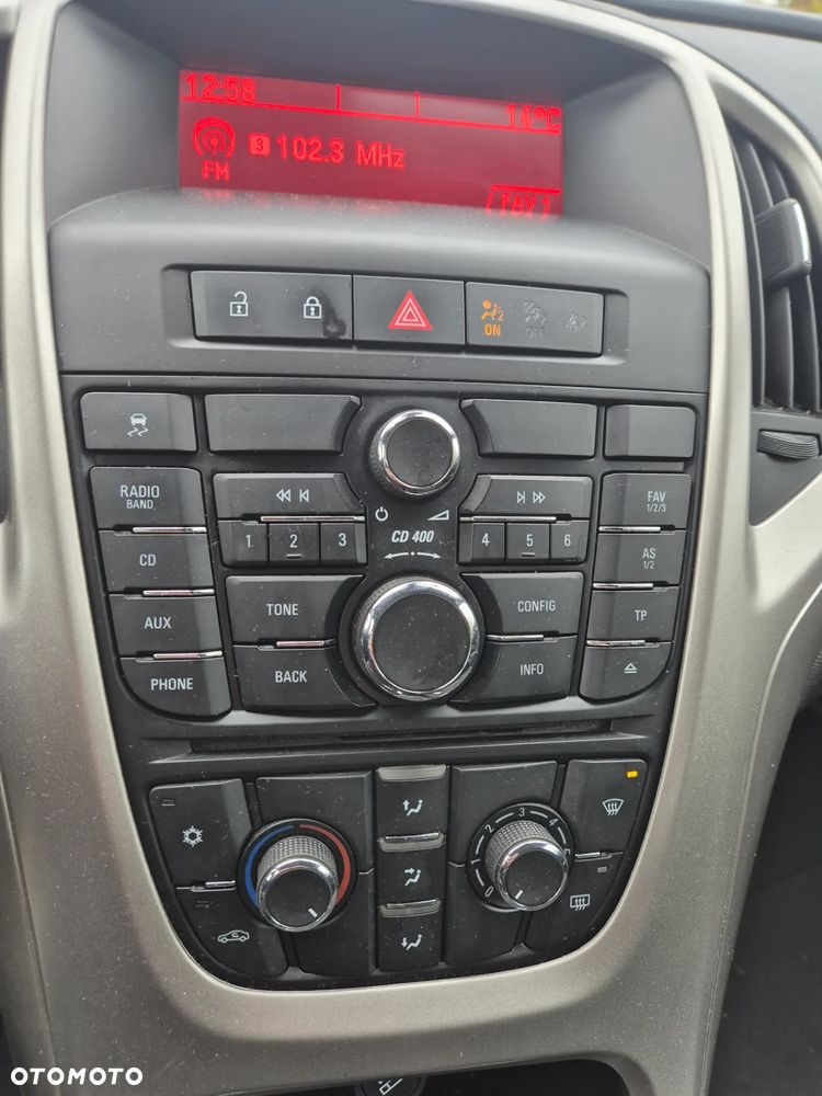 Toyota Auris Hybrid 135 Premium - 30