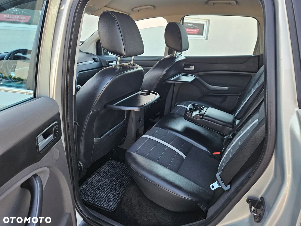Ford Kuga 2.0 TDCi Trend - 14