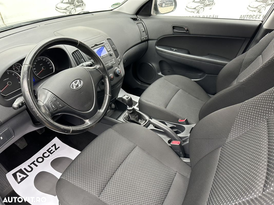 Hyundai i30 i30cw 1.4 Classic - 16