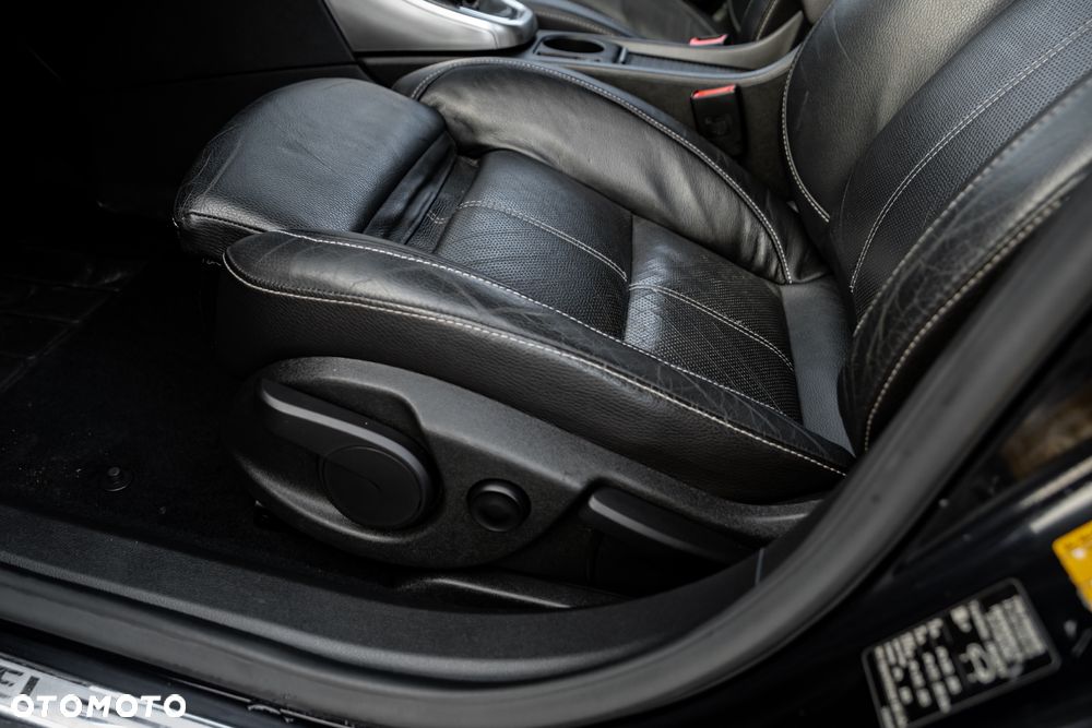 Opel Astra 1.6 Turbo Sport - 19