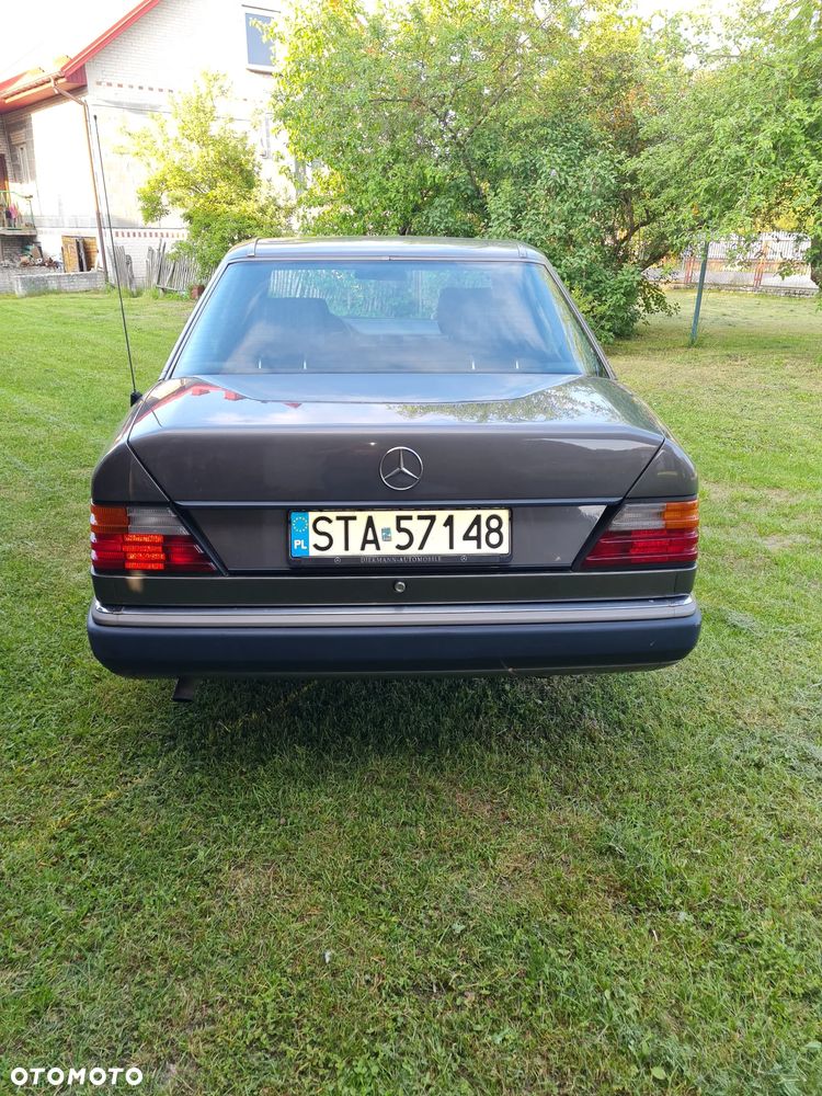 Mercedes-Benz W124 (1984-1993) - 6