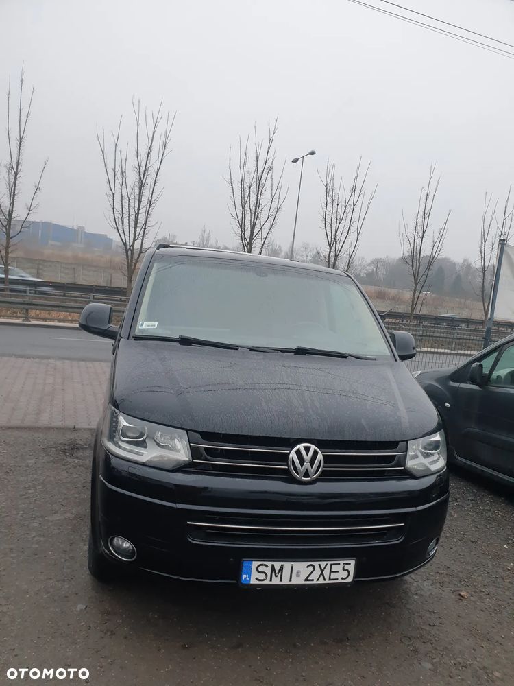 Volkswagen Multivan - 2