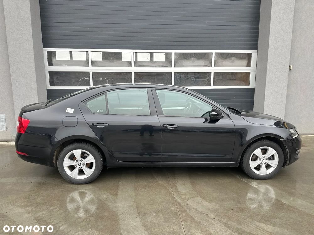 Skoda Octavia 1.5 TSI GPF ACT Ambition - 2
