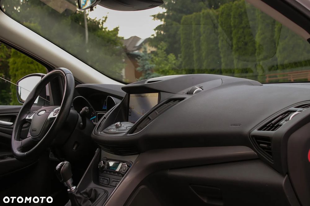 Ford Kuga 1.5 EcoBoost FWD Titanium ASS GPF - 23