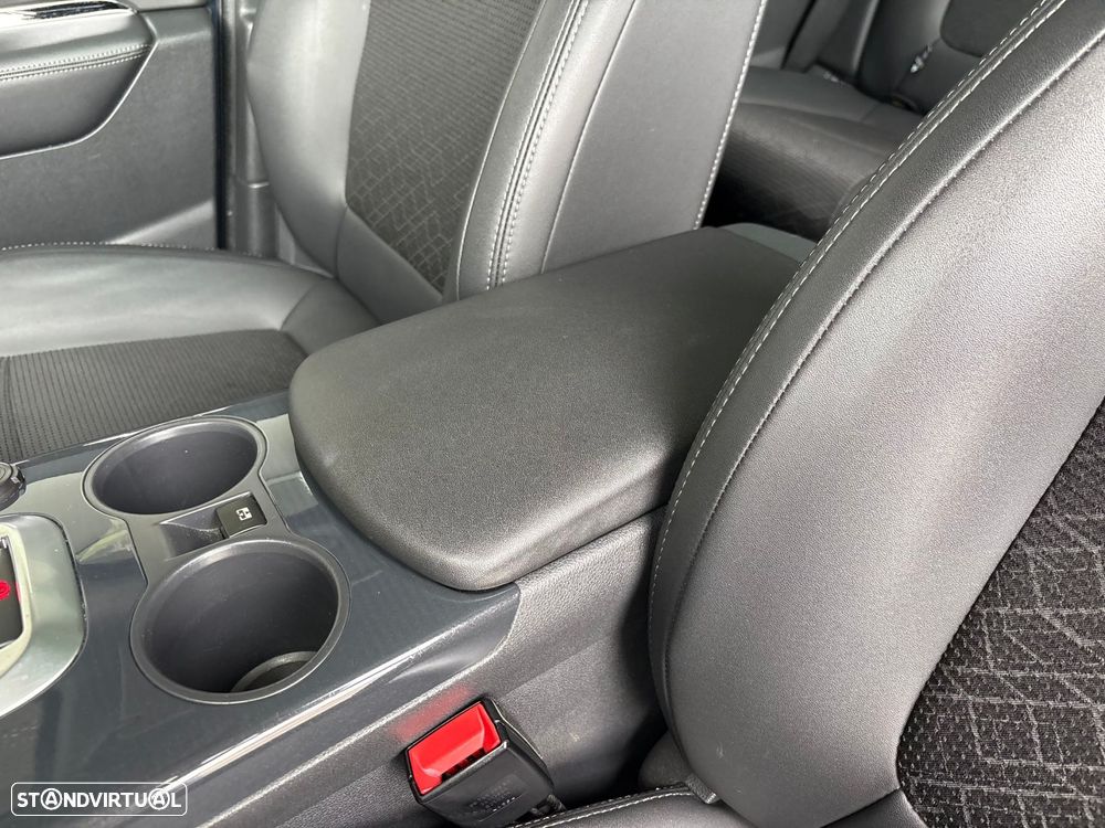 Peugeot 3008 1.6 HDi Allure - 11