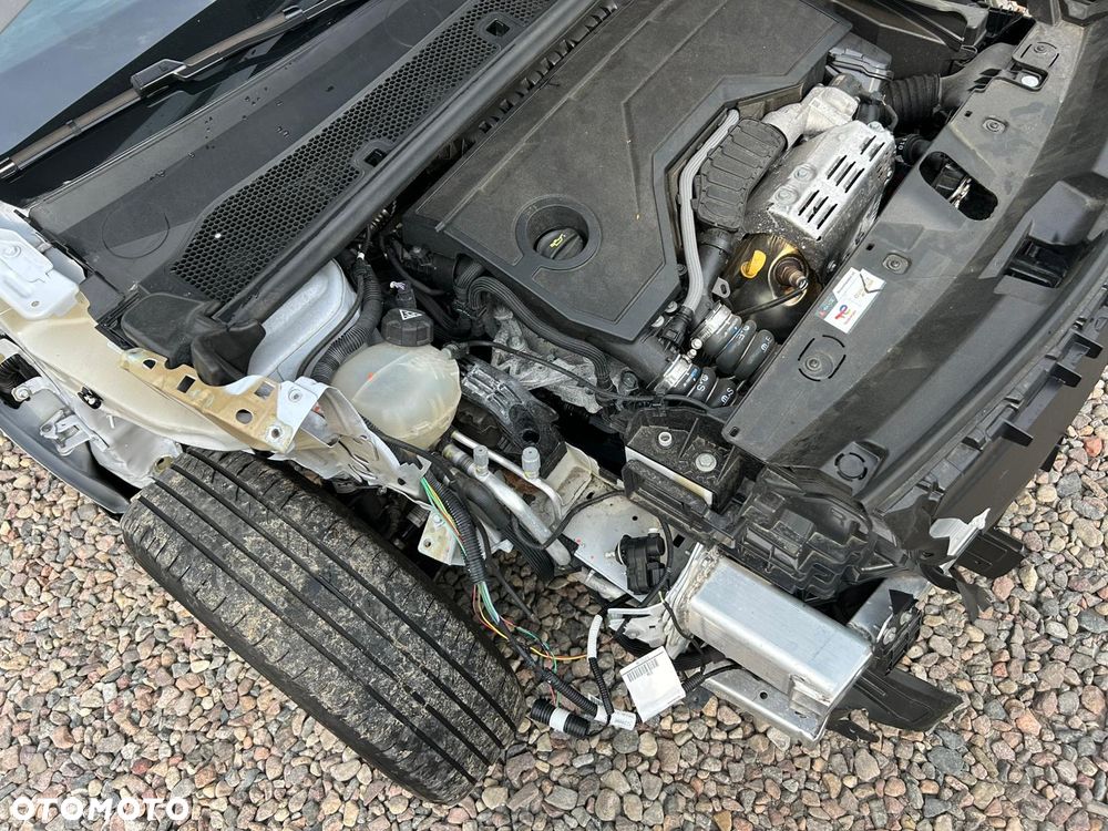 Peugeot 2008 Hybrid 136 e-DSC Style - 25