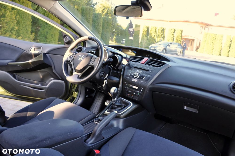 Honda Civic 1.4 i-VTEC - 31