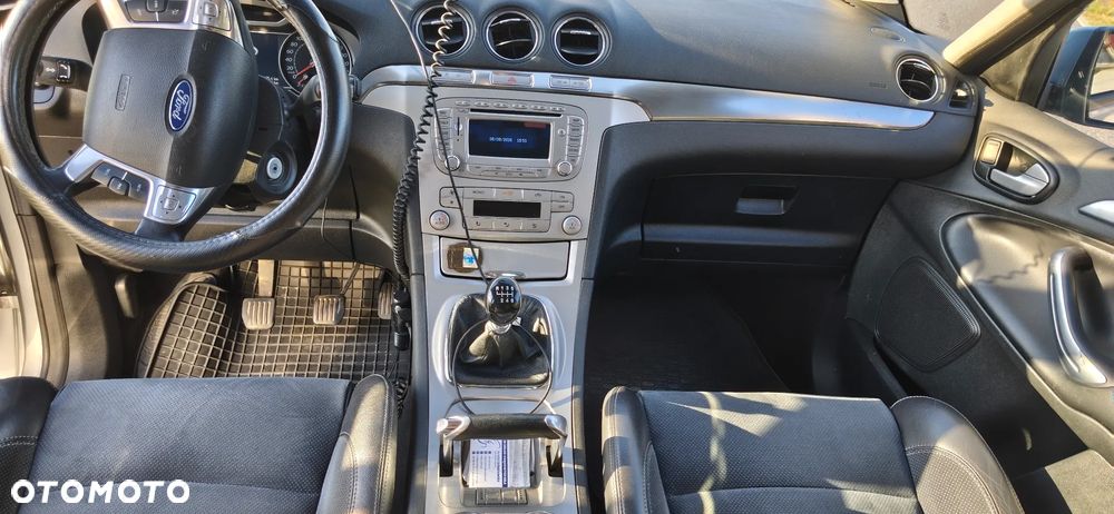 Ford S-Max 2.0 TDCi DPF Titanium - 15