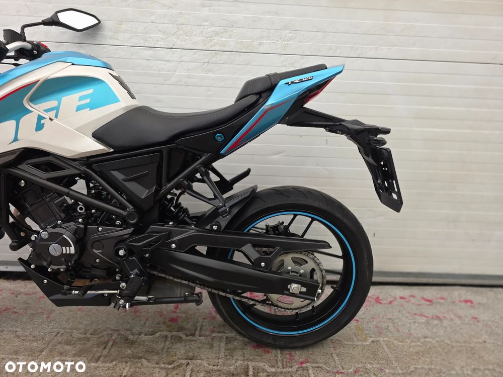 VOGE R125 - 11