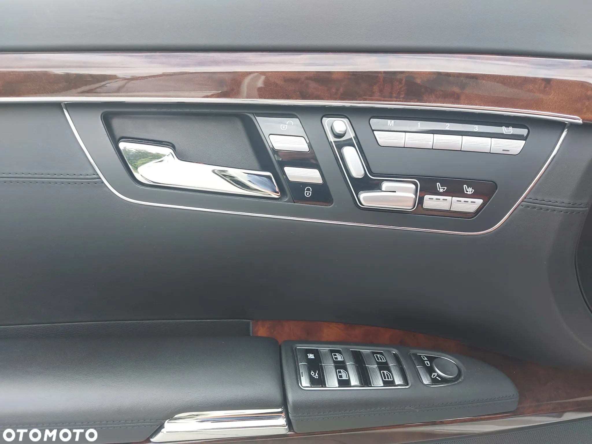 Mercedes-Benz Klasa S 600 L Automatik - 23