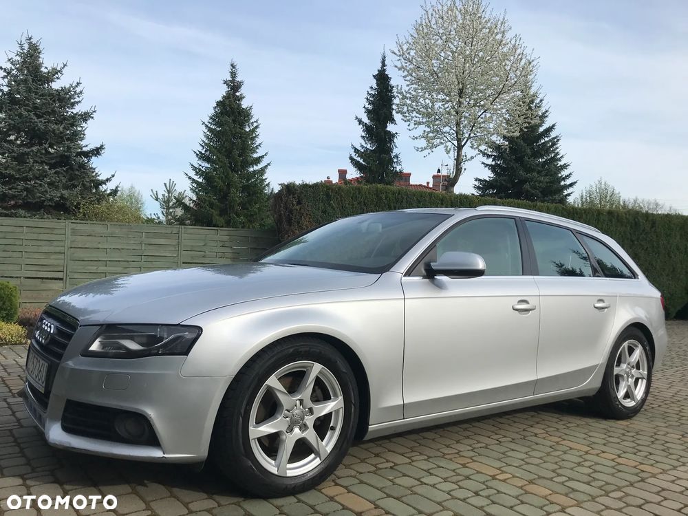 Audi A4 Avant 2.0 TDI DPF Ambiente - 2