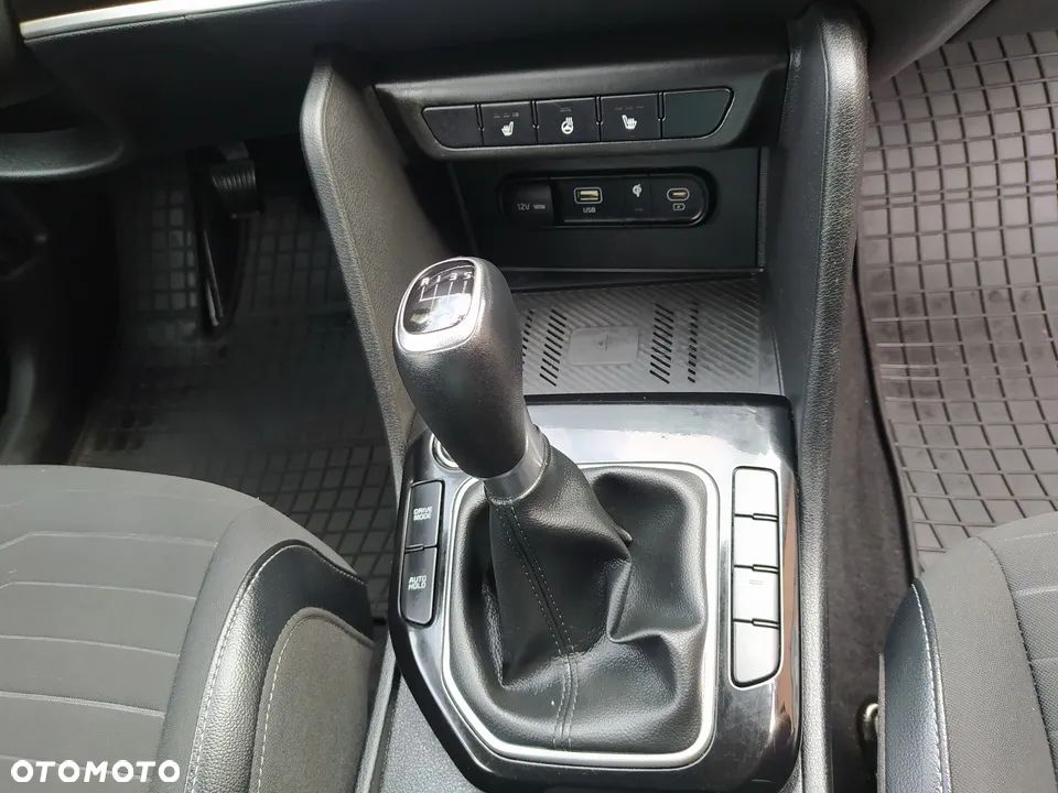 Kia Sportage 1.6 CRDI L Business Line 4WD - 17