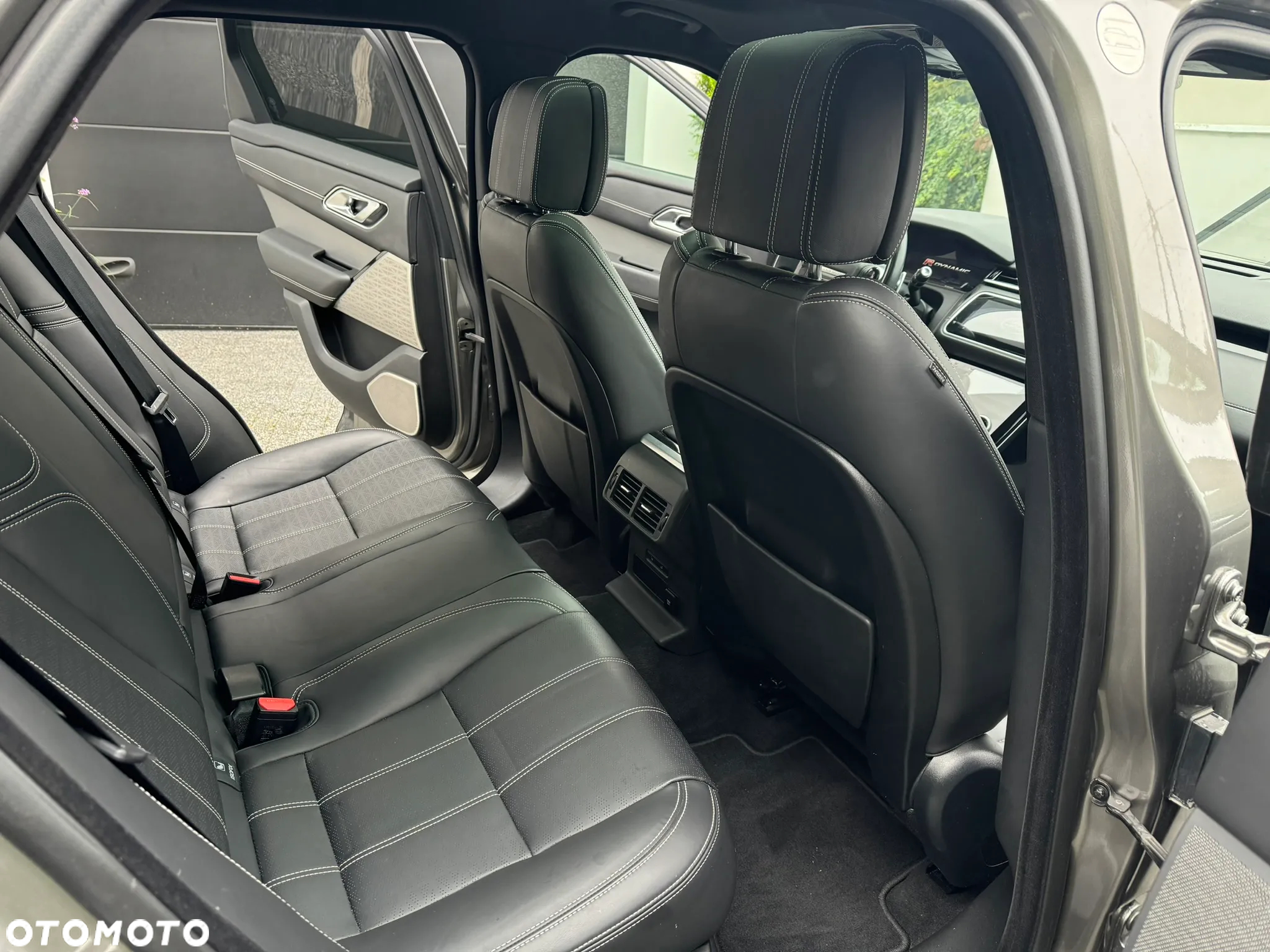 Land Rover Range Rover Velar 3.0d R-Dynamic - 20
