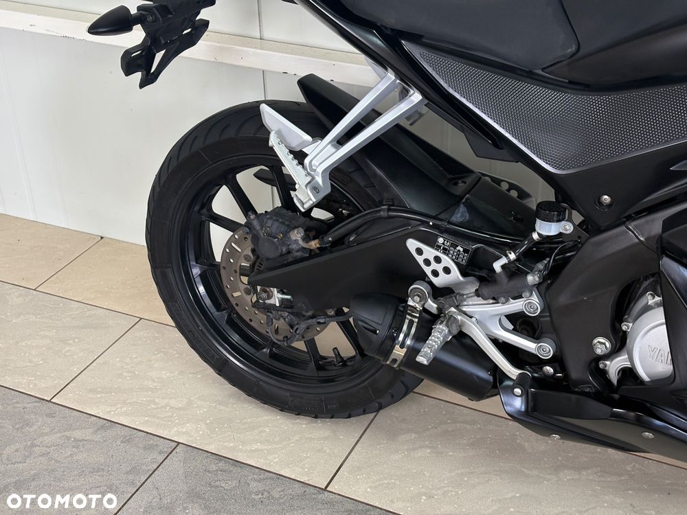 Yamaha YZF - 15