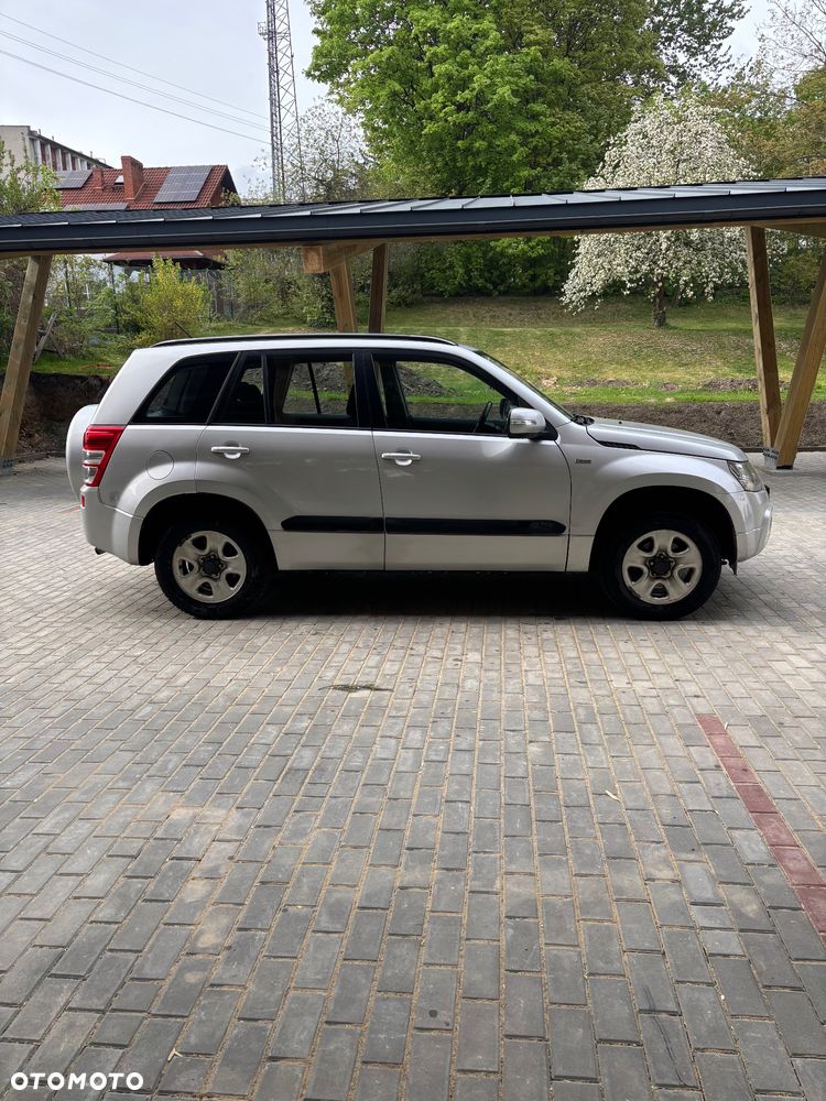 Suzuki Grand Vitara - 3