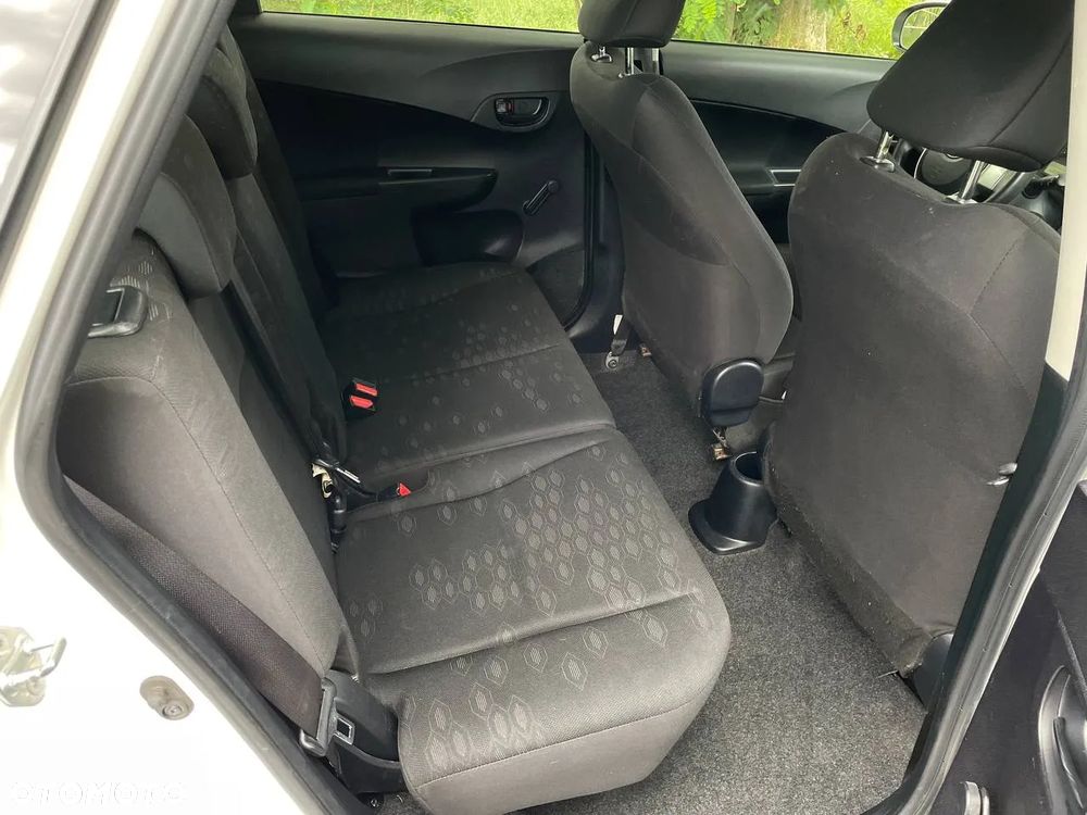 Toyota Verso S 1.4 D-4D Premium - 18