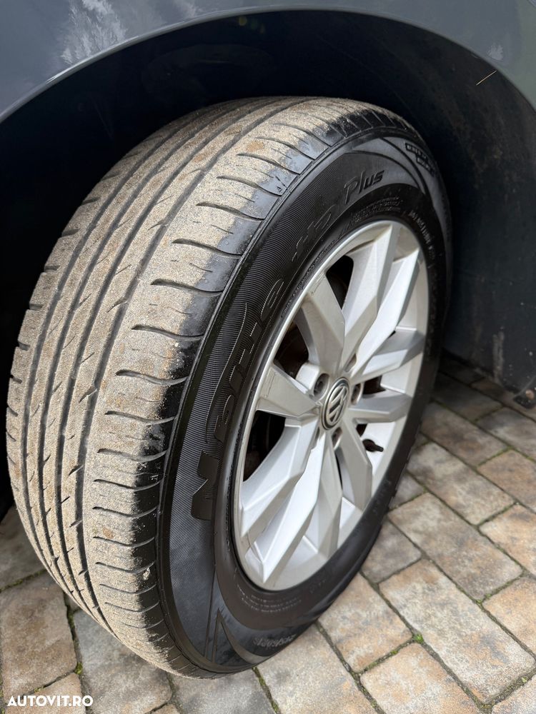 Volkswagen Passat Variant 2.0 TDI SCR DSG BlueMotion Highline - 19